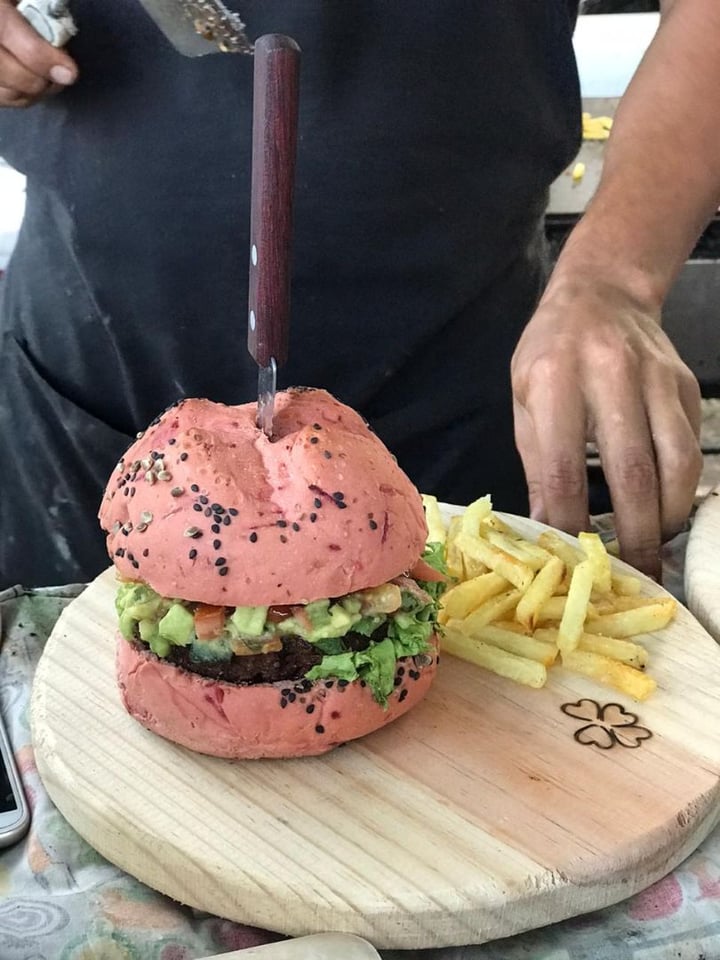 photo of Huitzilli Saludable Hamburguesa Vegana shared by @huitzillis on  06 Dec 2019 - review