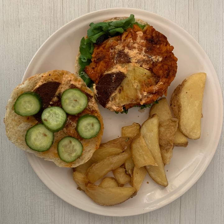 review photo of Calabacitas Tiernas Bistro Hamburgesa Cubana shared by @crystalfrausto on 16 May 2021 - review