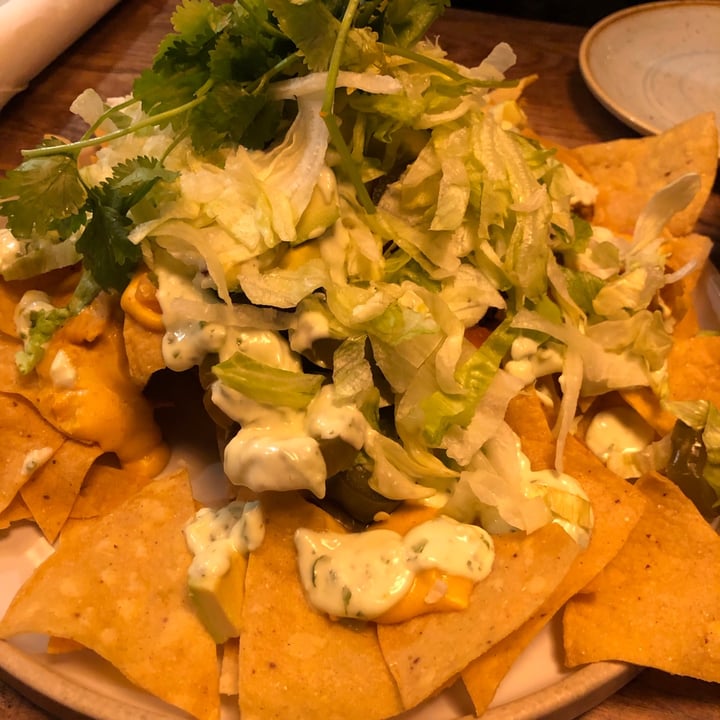 photo of Fresh on Spadina Nachos shared by @reemz517 on  25 Oct 2020 - review