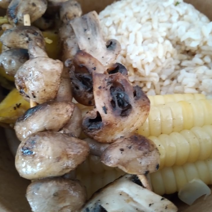 review photo of Noqa vegan anticucho de champiñones shared by @accionantiespecista on 29 May 2022 - review