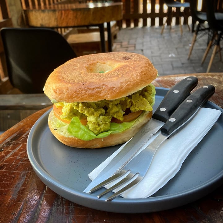 photo of Dolce Bakery Vegan chicken pesto bagel shared by @capetownvegan on  05 Nov 2021 - review