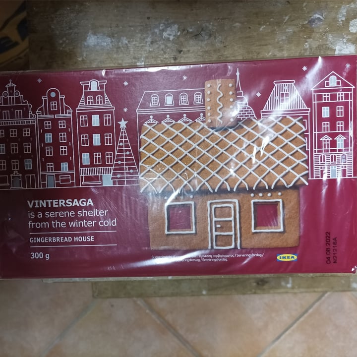 photo of Ikea Vintersaga Gingerbread House shared by @elisa371 on  24 Mar 2022 - review