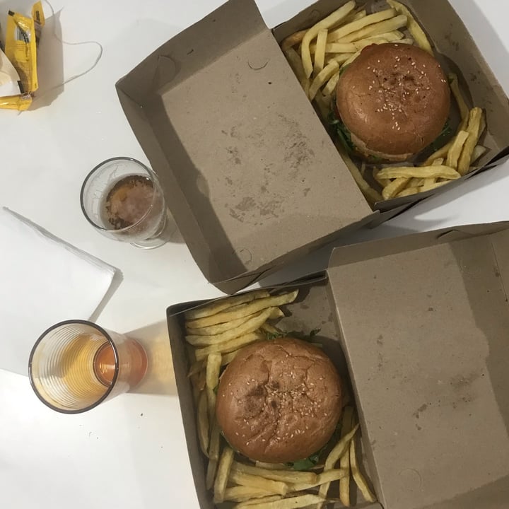 photo of GO VEGAN hamburguesa shared by @sofivarela1 on  27 Mar 2022 - review