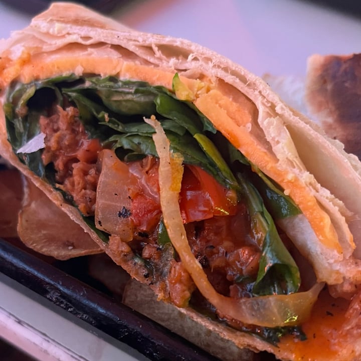 photo of Williamsburg Beyond meat burrito shared by @emanuelo on  19 Apr 2022 - review