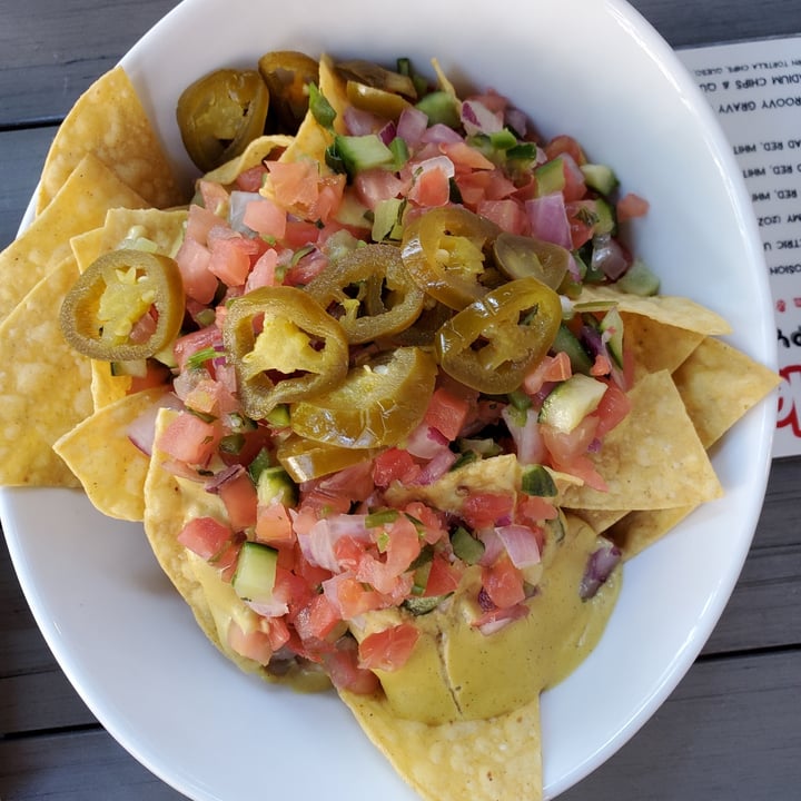 photo of MeeT in Yaletown Stadium Nachos shared by @flycrayon on  23 Aug 2021 - review