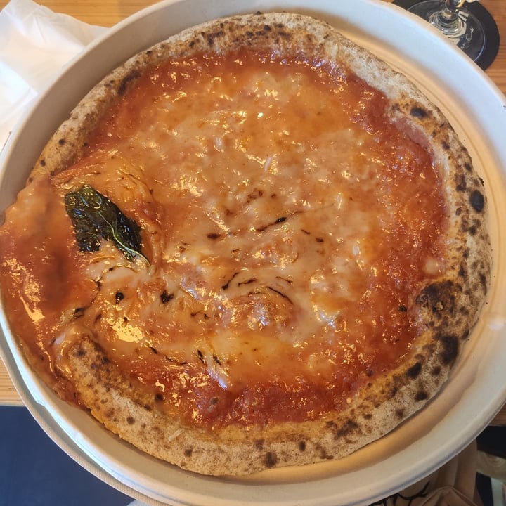 review photo of Capperi che Pizza Margherita Vegan shared by @tipsyballoons on 25 Jul 2022 - review