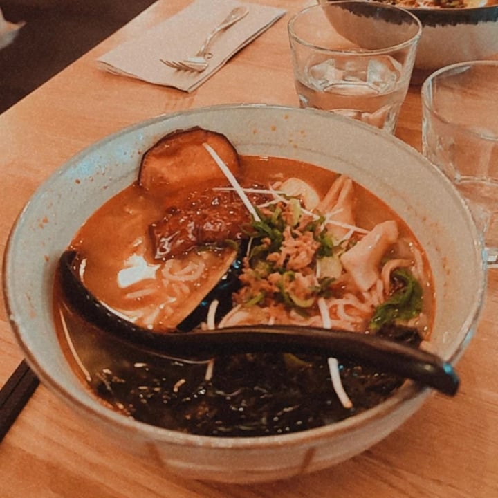 photo of Takumi Ramen Kitchen Milano Veggie Miso Ramen shared by @paolagalimberti on  03 Oct 2021 - review