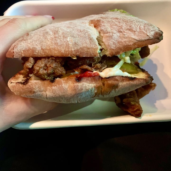 photo of Stefano's Sandwiches Vegan Fried Chicken Sandwich shared by @thealexrae on  13 Mar 2021 - review