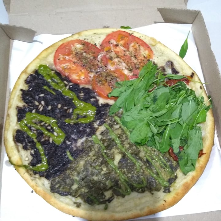 photo of Pizza Vegana Castelar Pizza 4D shared by @maguix on  30 Sep 2020 - review