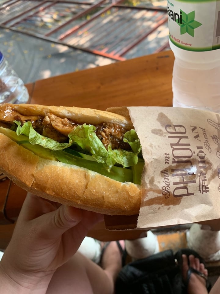 review photo of Bánh Mì Phượng Banh mi Vegan shared by @ariellemma on 11 Mar 2020 - review