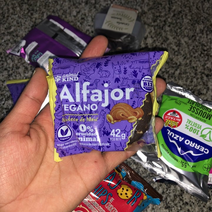 photo of Animal kind Alfajor Vegano shared by @candemor on  12 Aug 2022 - review