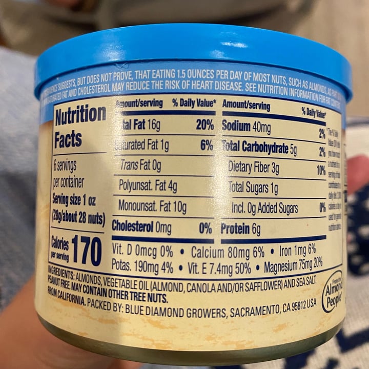 review photo of Blue Diamond Blue Diamond Almonds Lightly Salted shared by @mcobianm on 01 Aug 2021 - review