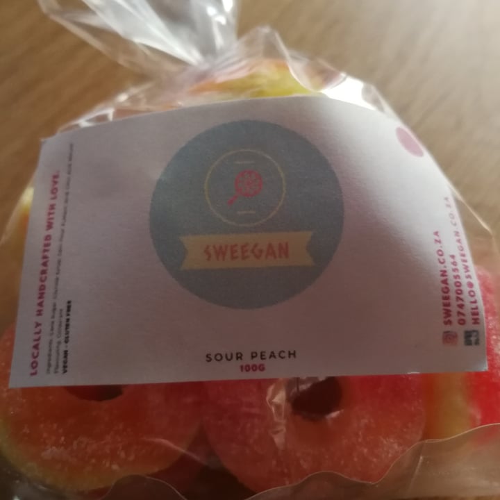 review photo of Sweeganza Sour peach rings shared by @mel-b on 17 Apr 2022 - review