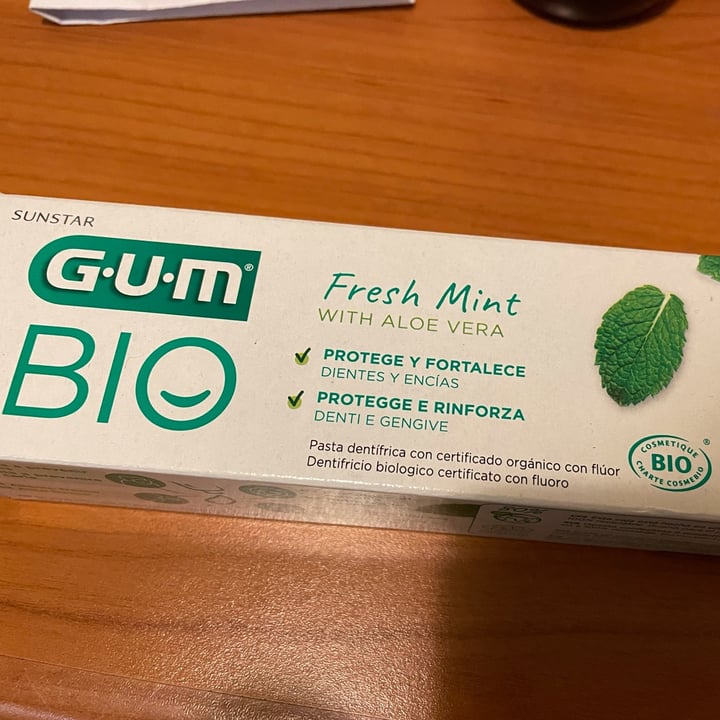 photo of gum Dentifricio biologico shared by @valexxx on  21 Nov 2022 - review