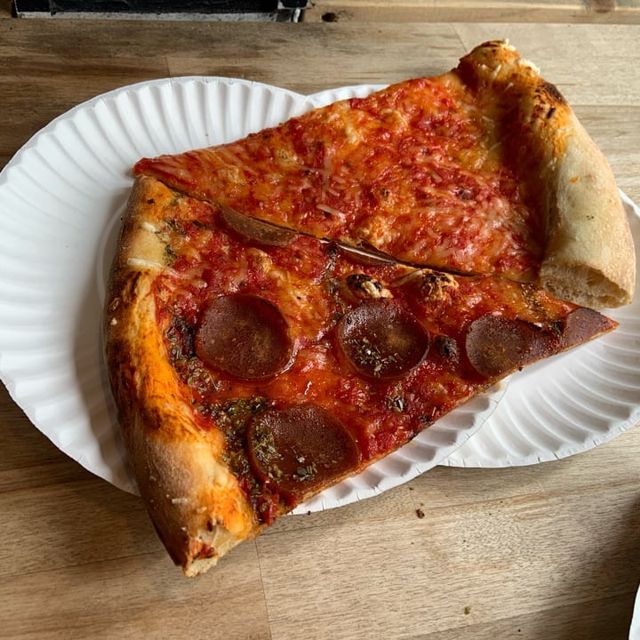 photo of Screamer's Pizzeria Pepperoni Pizza shared by @eilidhm on  22 Apr 2022 - review
