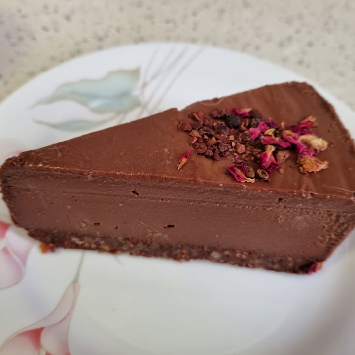 photo of The Living Cafe Vegan Raw chocolate “cheesecake” shared by @plantbasedlifestyle on  04 Sep 2022 - review