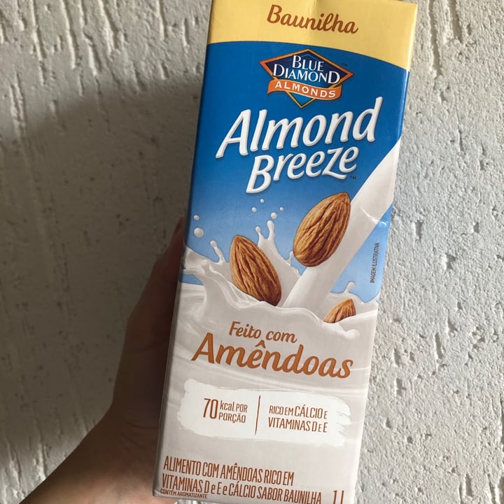 photo of Blue Diamond Almond breeze Baunilha shared by @valentina2413 on  06 Jan 2022 - review