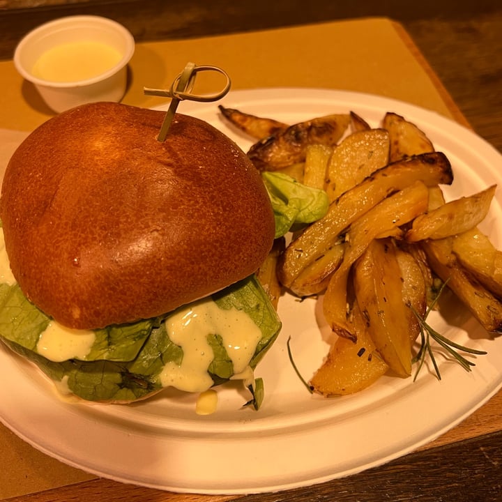 photo of Radicetonda Burger Di Soia Con Patate Al Forno shared by @moccymoccy on  17 Dec 2021 - review
