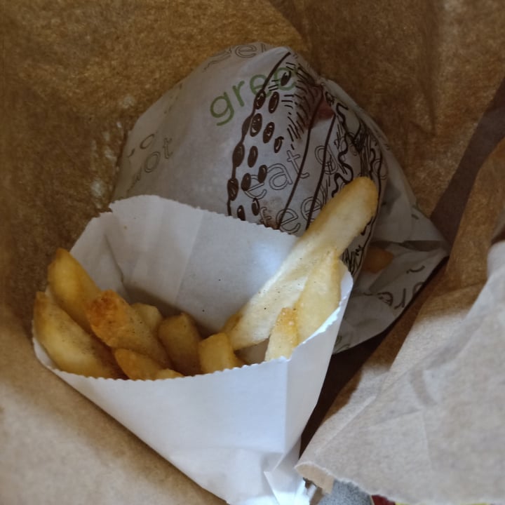 photo of Greendot Rivervale Mall (Take-away Only) Thai Spicy Konnyaku Burger shared by @eunagi on  30 Apr 2021 - review