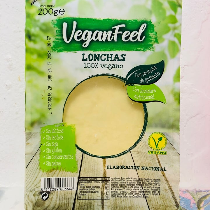 review photo of Vegan Feel Lonchas 100% Veganas Queso shared by @michelladaa on 19 May 2021 - review