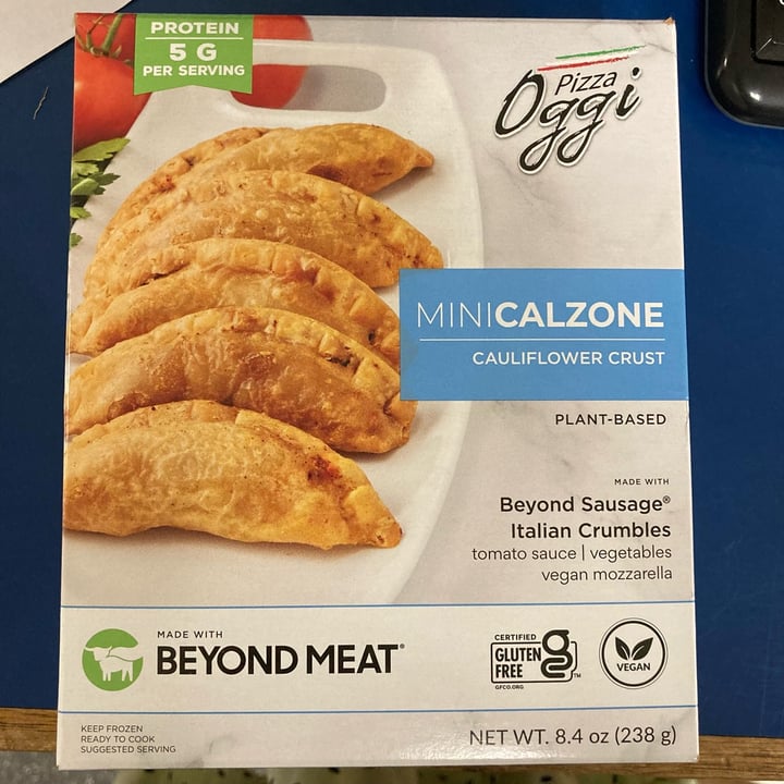 review photo of Oggi Foods Mini Calzones shared by @cecilbeee on 12 Mar 2022 - review