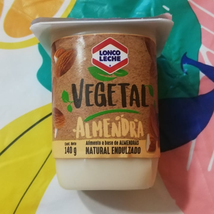 photo of Lonco Leche Yogurt De Almendra shared by @camilix on  02 Dec 2020 - review