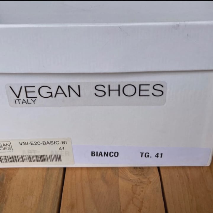 photo of Vegan Shoes Italy Sneakers VSI Basic shared by @masayume on  22 Mar 2022 - review