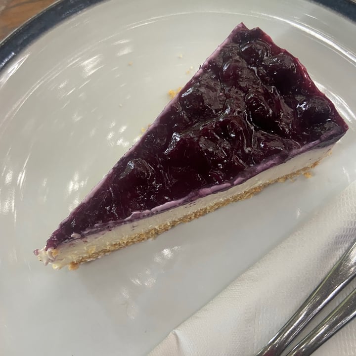 photo of Manggis in Canggu Blueberry cheesecake shared by @marieheidi on  13 Sep 2021 - review