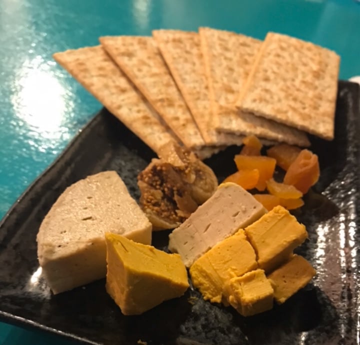 photo of Well Dressed Salad Bar Kroodi Cheese Platter shared by @vanessaainsley on  16 Apr 2020 - review