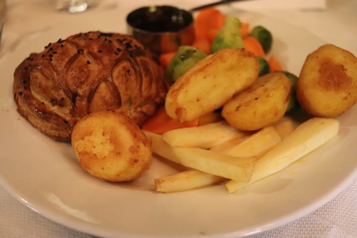 review photo of Café Rouge - St Paul's Vegan Wellington shared by @tansari on 01 Mar 2020 - review