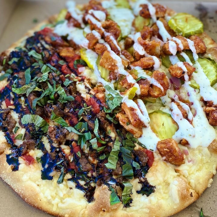 photo of Flying Saucer Pizza Company Vegan Mars attack shared by @amz8893 on  21 Oct 2021 - review