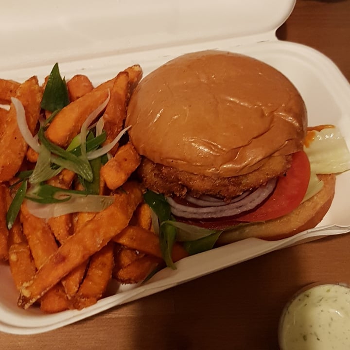 photo of Mildreds Camden Buffalo chicken burger shared by @ellathegale on  21 Jun 2020 - review