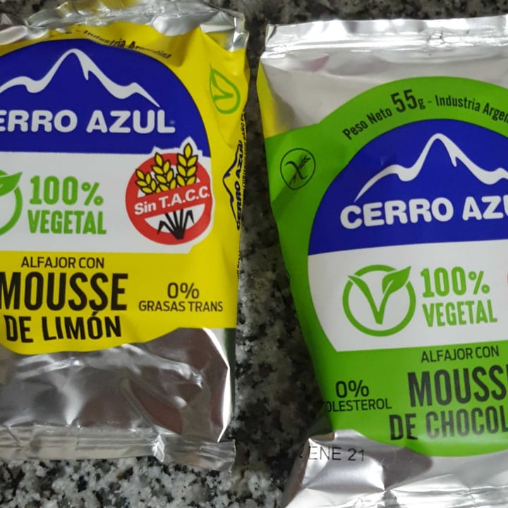 review photo of Cerro Azul Alfajor Mousse de Chocolate shared by @gimenagutierrez on 07 Sep 2020 - review