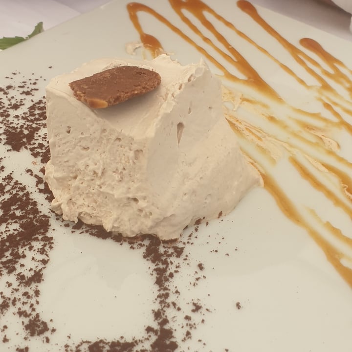 photo of Pesto di Pistacchio semifreddo al caffè shared by @siaale on  15 Aug 2022 - review