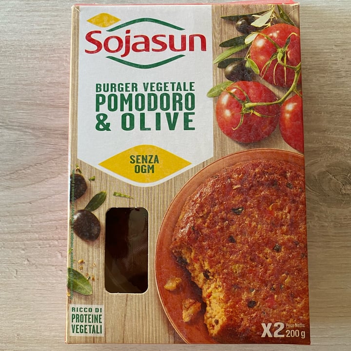 review photo of Sojasun Burger Vegetale Pomodoro & Olive shared by @lelen on 08 Mar 2022 - review