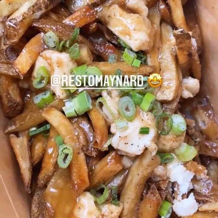 photo of Maynard Poutine shared by @anniekimderoy on  14 Nov 2021 - review