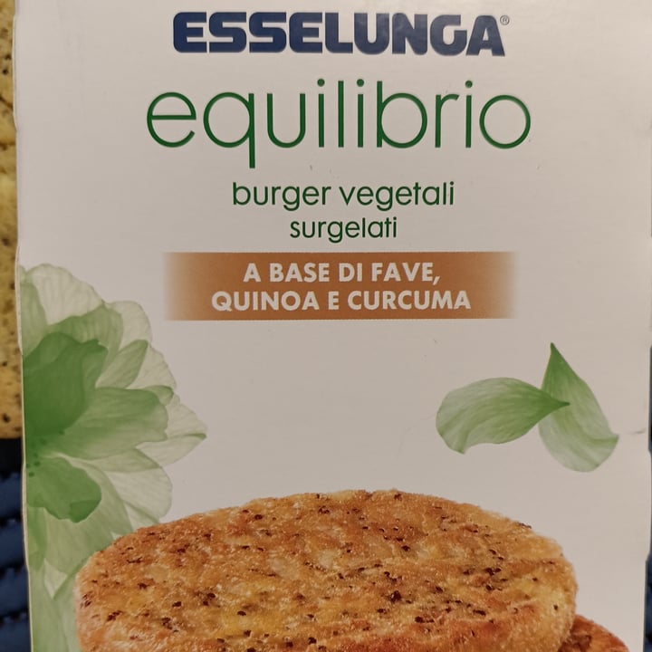 photo of  Esselunga Burger a base di fave, Quinoa E Curcuma shared by @pipermclean on  13 Apr 2022 - review