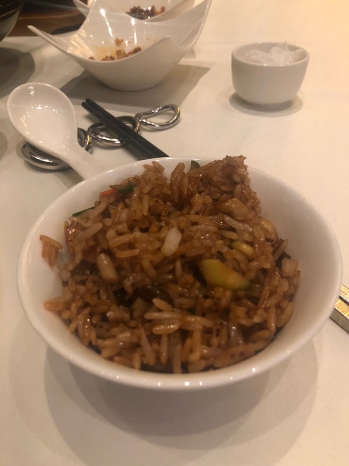 photo of Shisen Hanten Vegetable Fried Rice shared by @delphinesupanya on  31 Oct 2019 - review
