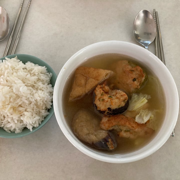 review photo of Veggie House Yong Tau Foo Soup with White Rice shared by @fulfilling on 09 Dec 2021 - review