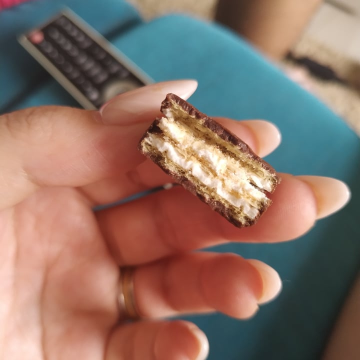 review photo of Terrabusi mini rhodesia shared by @v3r0nic4 on 28 Feb 2021 - review