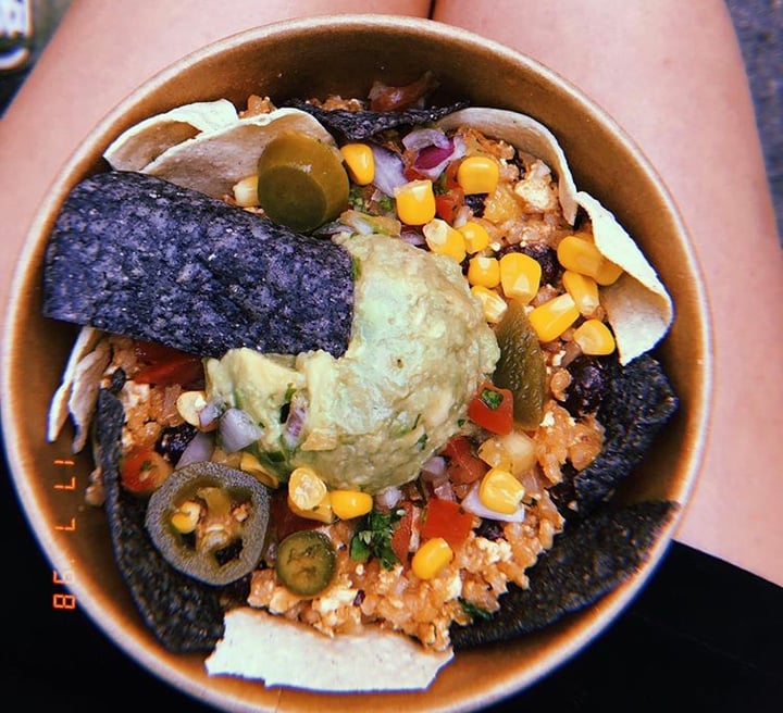 photo of Vegan Bowls Vegan burrito shared by @enzkaja on  01 May 2020 - review