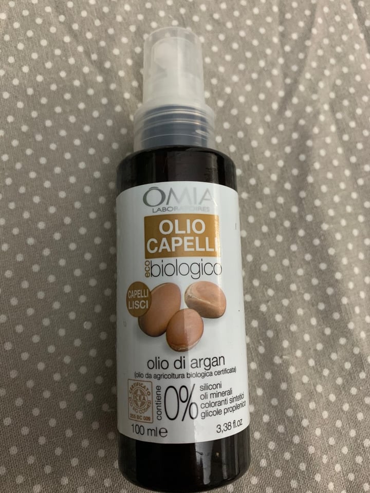 photo of Omia Laboratoires Olio Capelli Biologico shared by @lauriii on  21 Mar 2020 - review