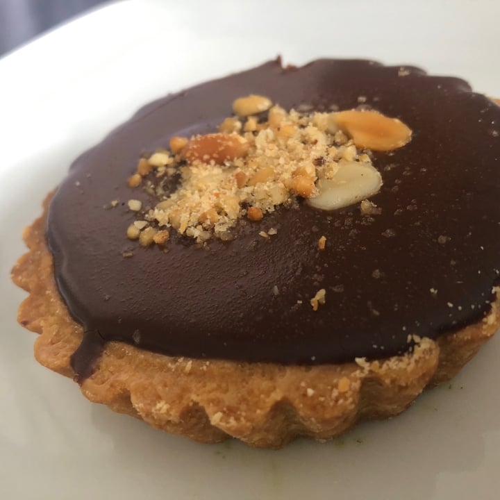 photo of Dolce Bakery Peanut Butter Chocolate Pie shared by @caittyler on  24 Jun 2020 - review