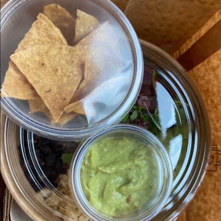 review photo of Guacamole Chips + Guac shared by @giovana on 16 Dec 2020 - review