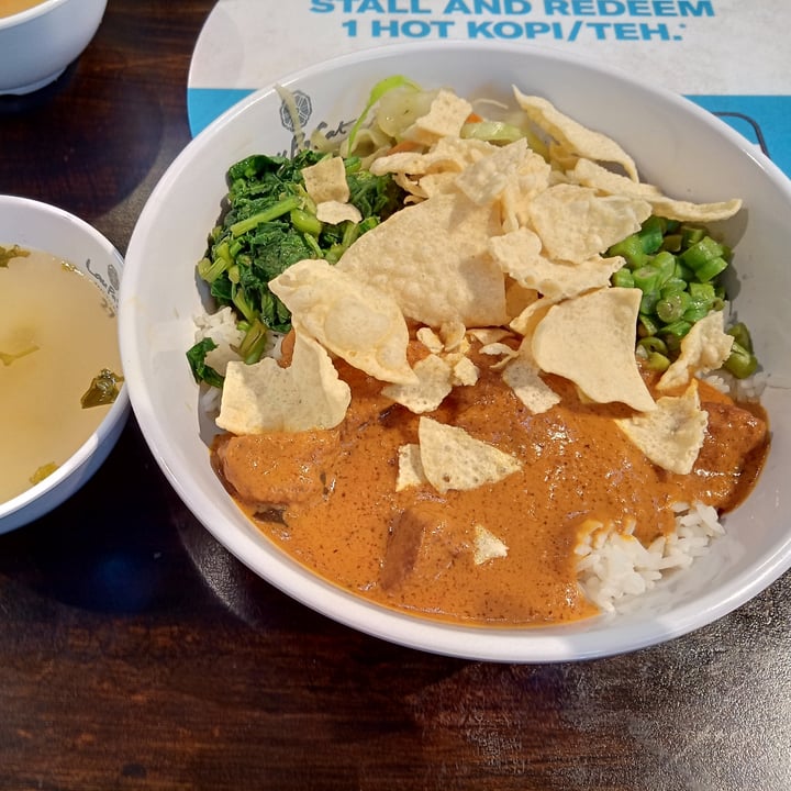photo of Gokul RAAS Vegetarian plant based butter chicken bowl shared by @veganspicegirl on  29 Oct 2022 - review