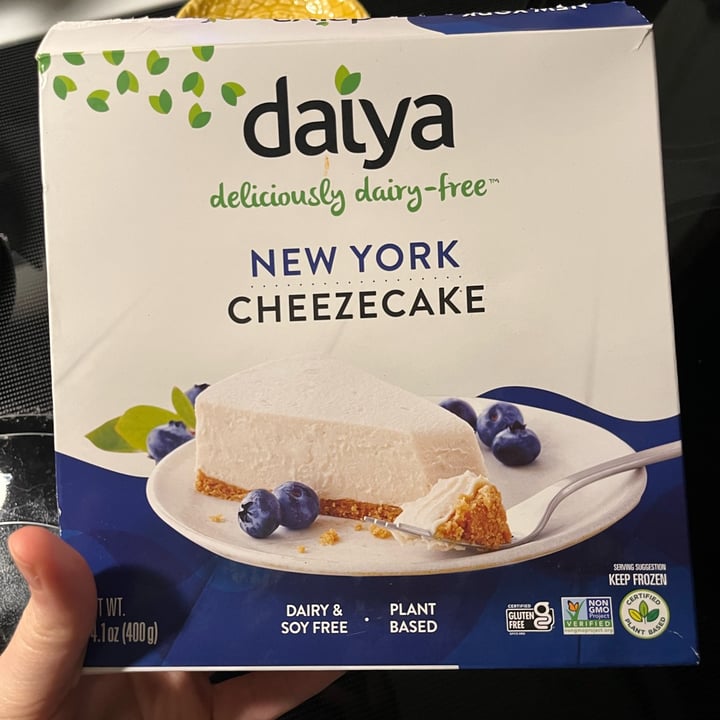 photo of Daiya New York Plant-Based Cheezecake shared by @ameriamber on  30 Nov 2022 - review