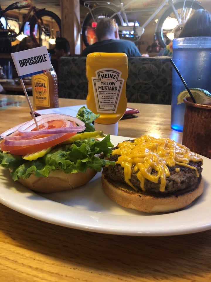 photo of Woody's Wood Fired Pizza Impossible burger shared by @badassvegangrrl on  07 Mar 2020 - review