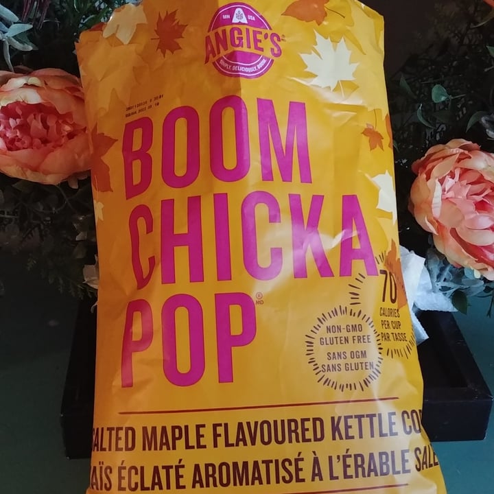 review photo of Boom Chicka Pop Salted Maple Kettle Corn shared by @earthlingari on 04 Oct 2021 - review