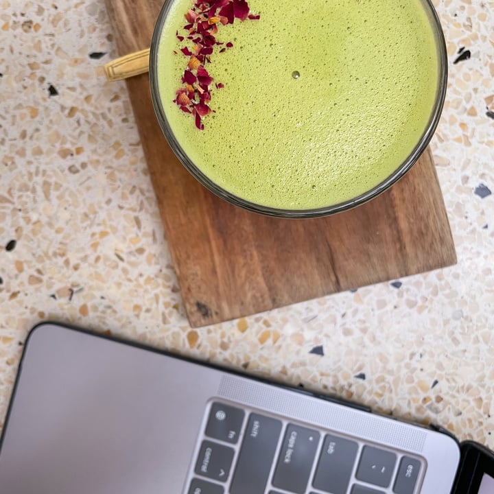 review photo of KYND COMMUNITY Matcha latte shared by @huminahummus on 12 Nov 2021 - review