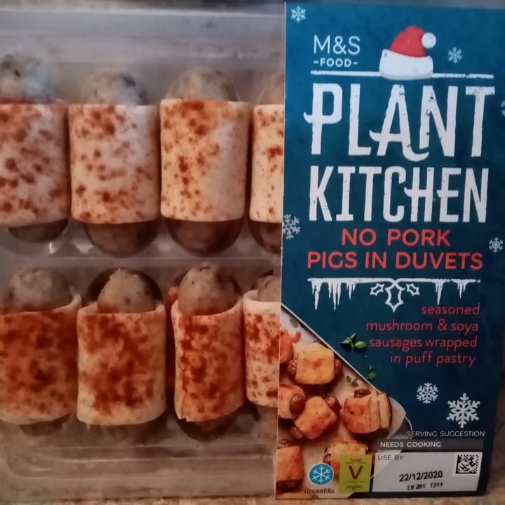 photo of Plant Kitchen (M&S) No Pork Pigs in Duvets shared by @jmfc on  20 Dec 2020 - review